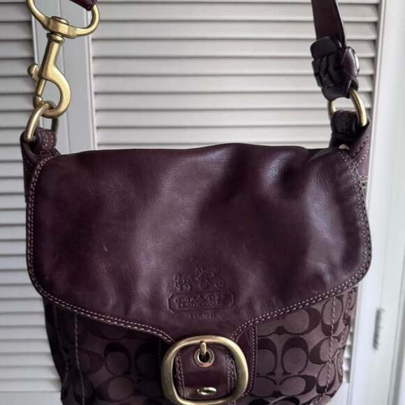 Vintage 2007 Coach Signature Canvas & Leather Shoulder Bag with Brass Buckle